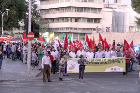“BİRLEŞİK KIBRIS İÇİN BARIŞ FESTİVALİ” YAPILDI “BİRLEŞİK KIBRIS İÇİN BARIŞ FESTİVALİ” YAPILDI
