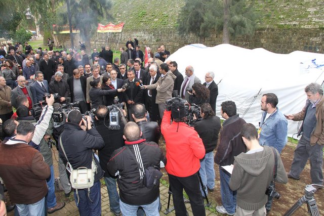Kuğulu Park’ta çadırlar kuruldu, ateşler yakıldı Kuğulu Park’ta çadırlar kuruldu, ateşler yakıldı