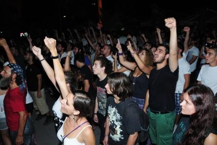 ŞARKILAR VE DANSLAR “EVİNE DÖN AYŞE” İÇİN ŞARKILAR VE DANSLAR “EVİNE DÖN AYŞE” İÇİN