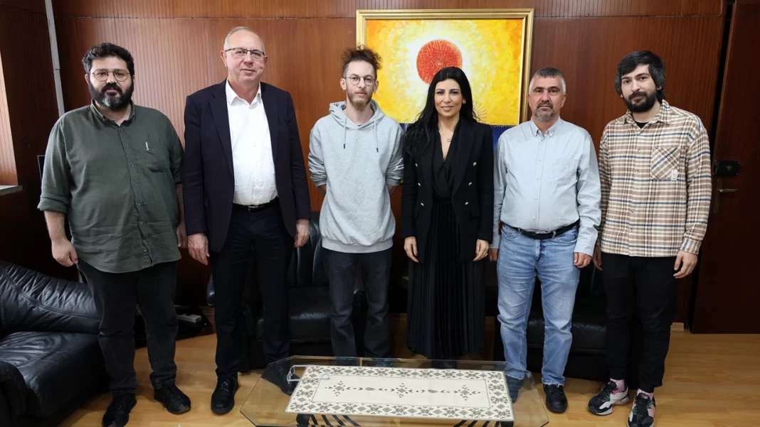 Özdenefe, Kıbrıs’ta Vicdani Ret İnisiyatifi aktivistlerini kabul etti Özdenefe, Kıbrıs’ta Vicdani Ret İnisiyatifi aktivistlerini kabul etti